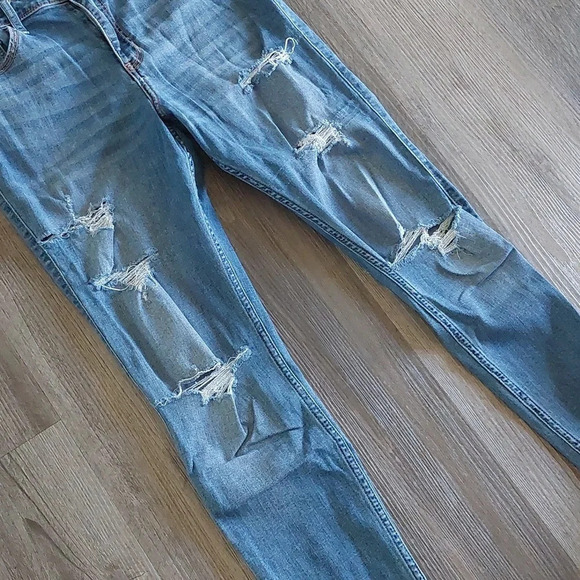 Hollister Y2K High Rise Super Skinny Distressed Medium Wash Jeans 13/31 - Picture 4 of 11